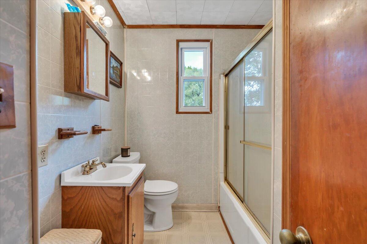 3302 Troxell Road Southeast Roanoke, VA 24014 - Photo 17 of 43 17-MIB04353