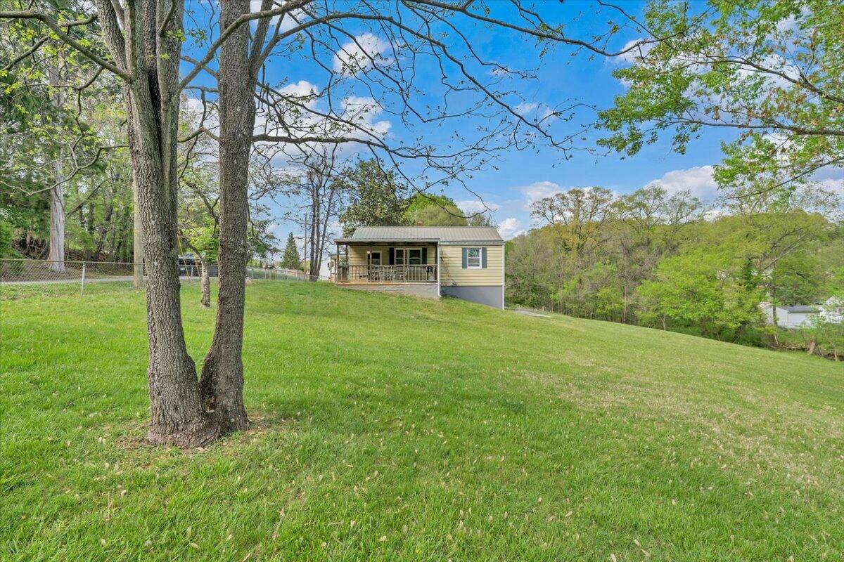 3302 Troxell Road Southeast Roanoke, VA 24014 - Photo 24 of 43 24-MIB04254