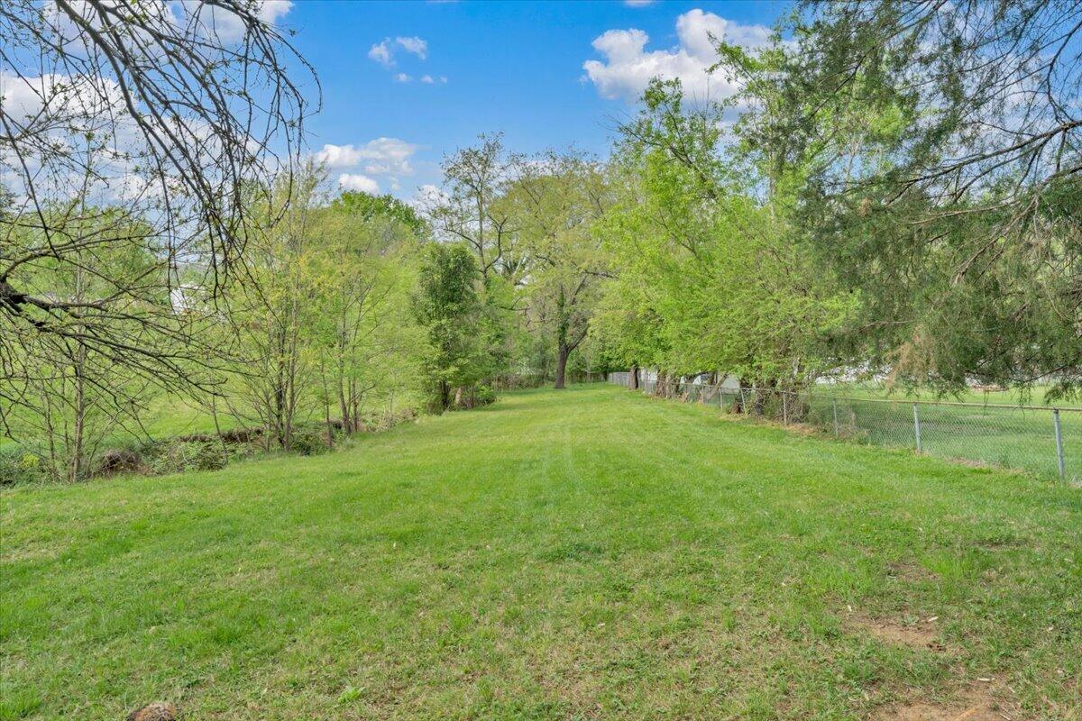 3302 Troxell Road Southeast Roanoke, VA 24014 - Photo 27 of 43 27-MIB04263