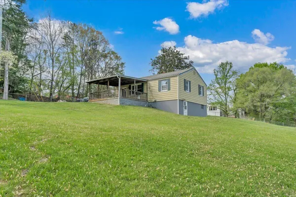 $159,950 | 3302 Troxell Road Southeast, Roanoke, VA 24014