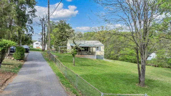 $159,950 | 3302 Troxell Road Southeast, Roanoke, VA 24014
