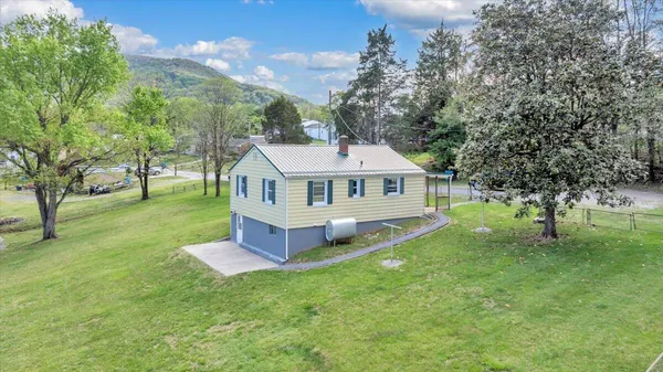 $159,950 | 3302 Troxell Road Southeast, Roanoke, VA 24014
