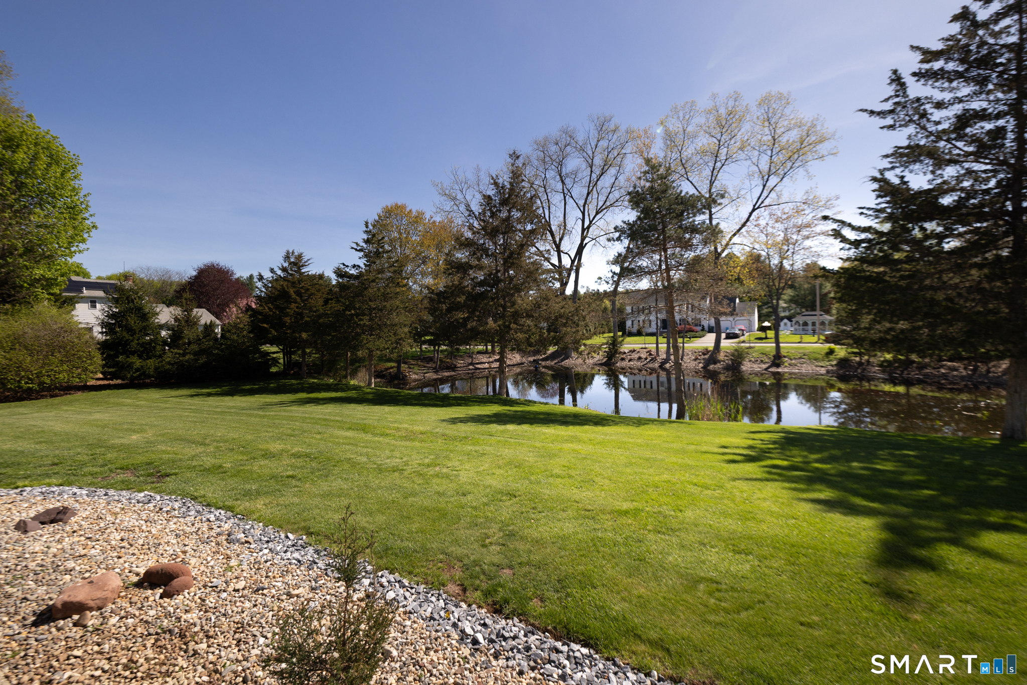 5 Pondside Place Cheshire, CT 06410 - Photo 4 of 40