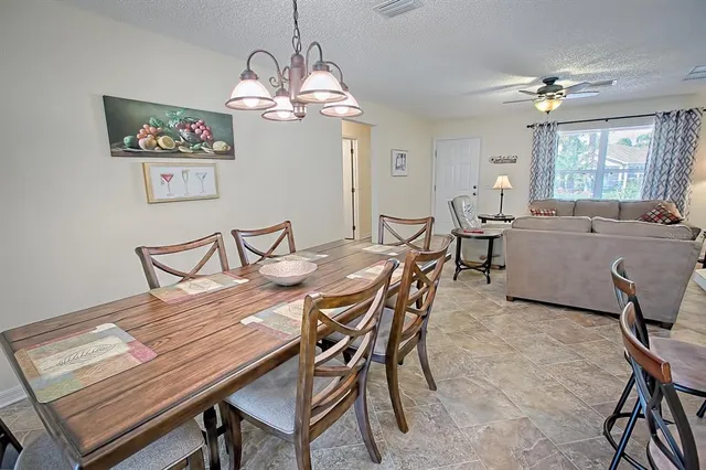 $2,325 | 769 Ansel Avenue, The Villages, FL 32162