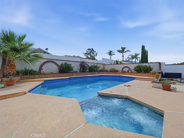 $3,600 | 900 Cortez Drive, Corona, CA 92882