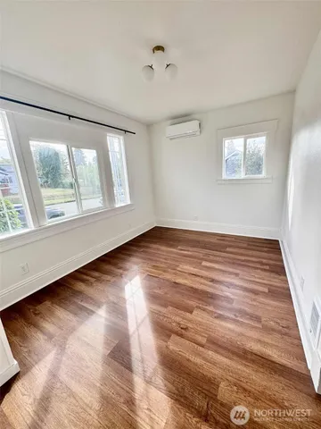 $2,600 | 5436 South K Street, Unit B, Tacoma, WA 98408