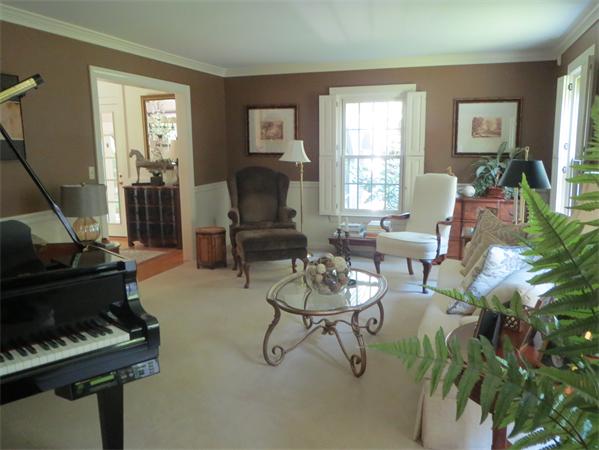 193 Betty Spring Road Gardner, MA 01440 - Photo 14 of 29 Gallery Image 14