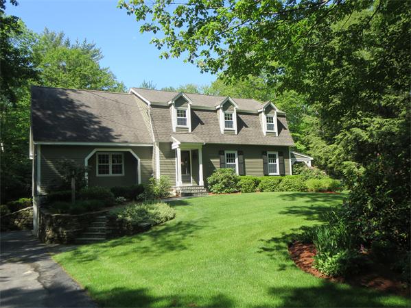 193 Betty Spring Road Gardner, MA 01440 - Photo 2 of 29 Gallery Image 2