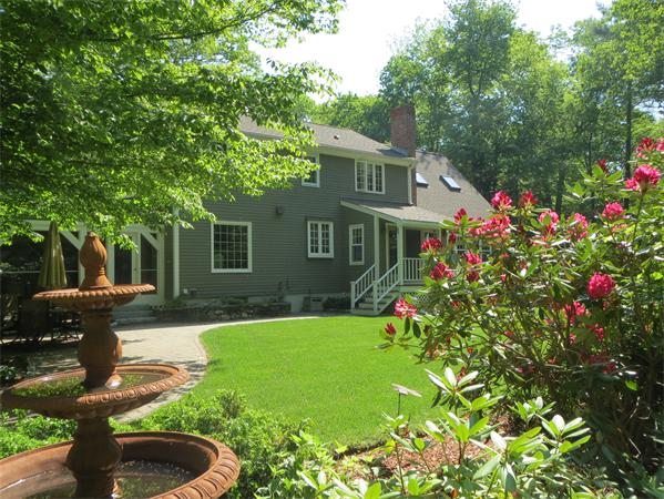 193 Betty Spring Road Gardner, MA 01440 - Photo 3 of 29 Gallery Image 3