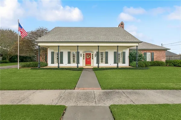 $729,000 | 1869 2nd Street, Lutcher, LA 70071