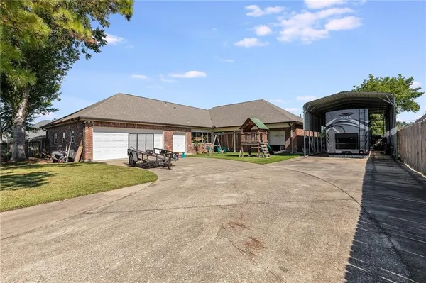 $729,000 | 1869 2nd Street, Lutcher, LA 70071