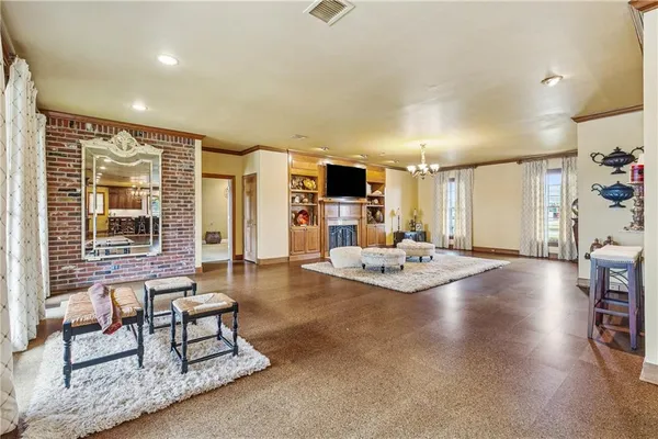 $729,000 | 1869 2nd Street, Lutcher, LA 70071