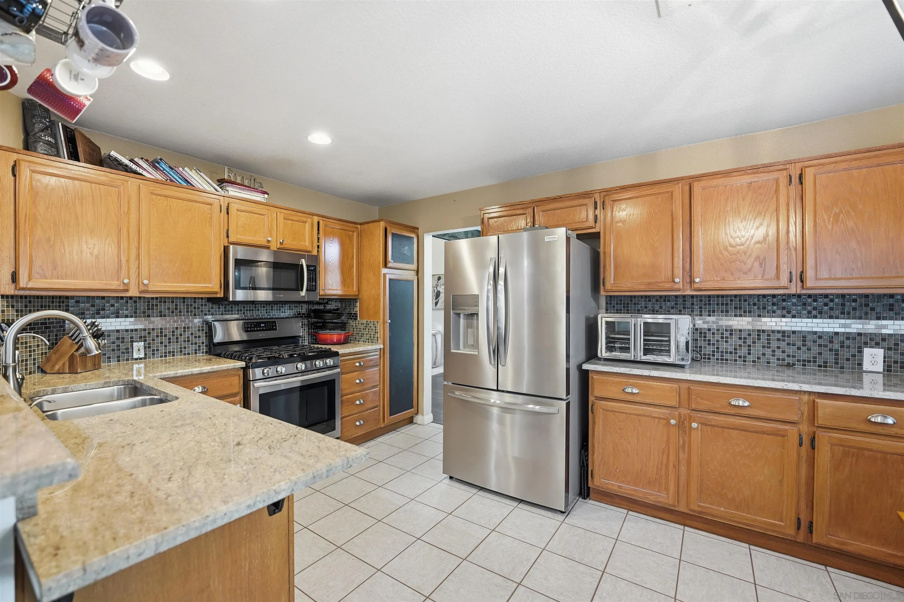 2402 Pimlico Place Alpine, CA 91901 - Photo 11 of 40