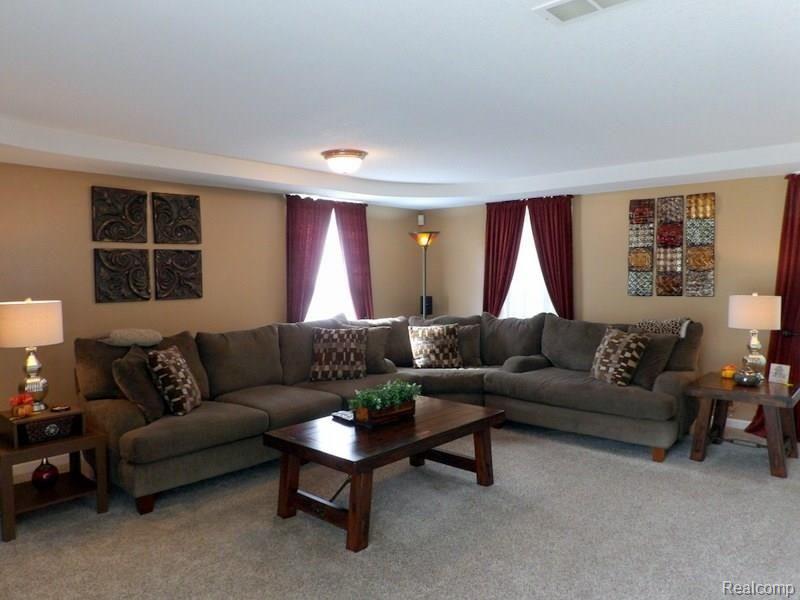 18027 Middlebelt Road Romulus, MI 48174 - Photo 22 of 49 102_6269.JPG