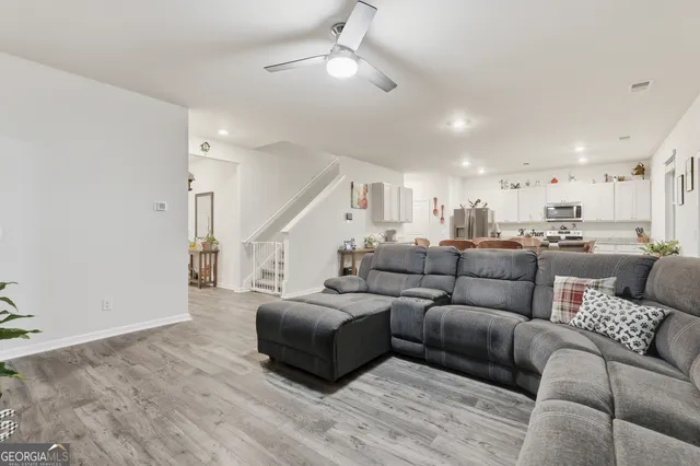 a kitchen with granite countertop lots of counter top space