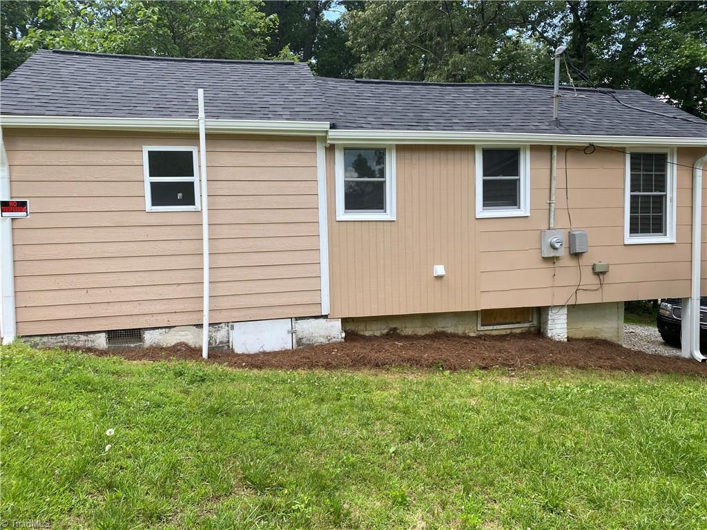 334 Wingo Street High Point, NC 27262 - Photo 4 of 22 Gallery Image 4