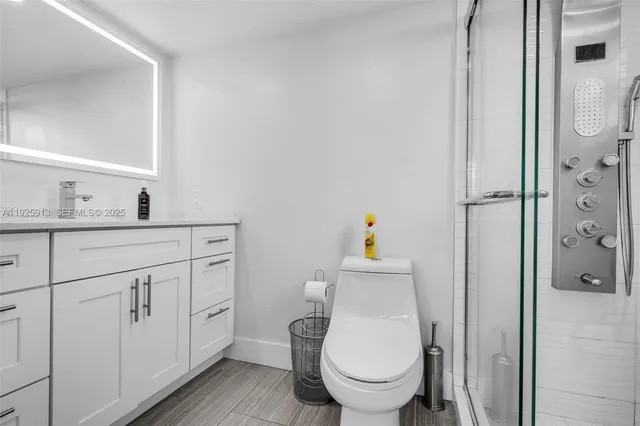 $240,000 | 141 Southeast 3rd Avenue, Unit 101, Dania Beach, FL 33004