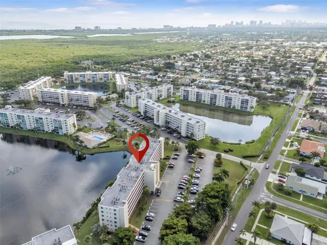 $240,000 | 141 Southeast 3rd Avenue, Unit 101, Dania Beach, FL 33004