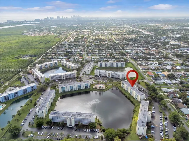 $240,000 | 141 Southeast 3rd Avenue, Unit 101, Dania Beach, FL 33004
