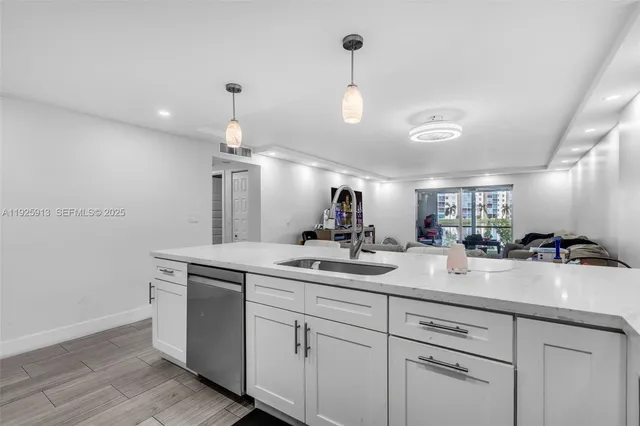 $240,000 | 141 Southeast 3rd Avenue, Unit 101, Dania Beach, FL 33004