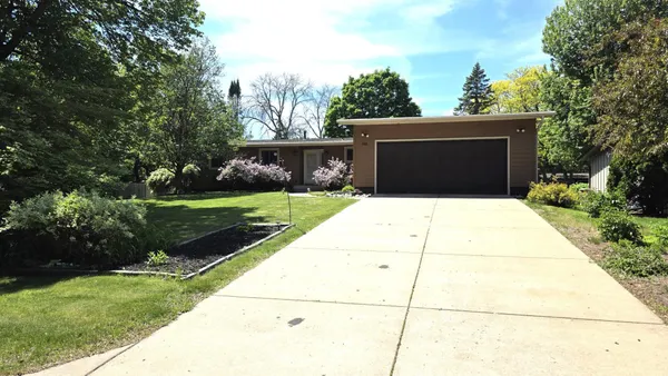 $329,000 | 8009 Edgewood Avenue North, Brooklyn Park, MN 55445