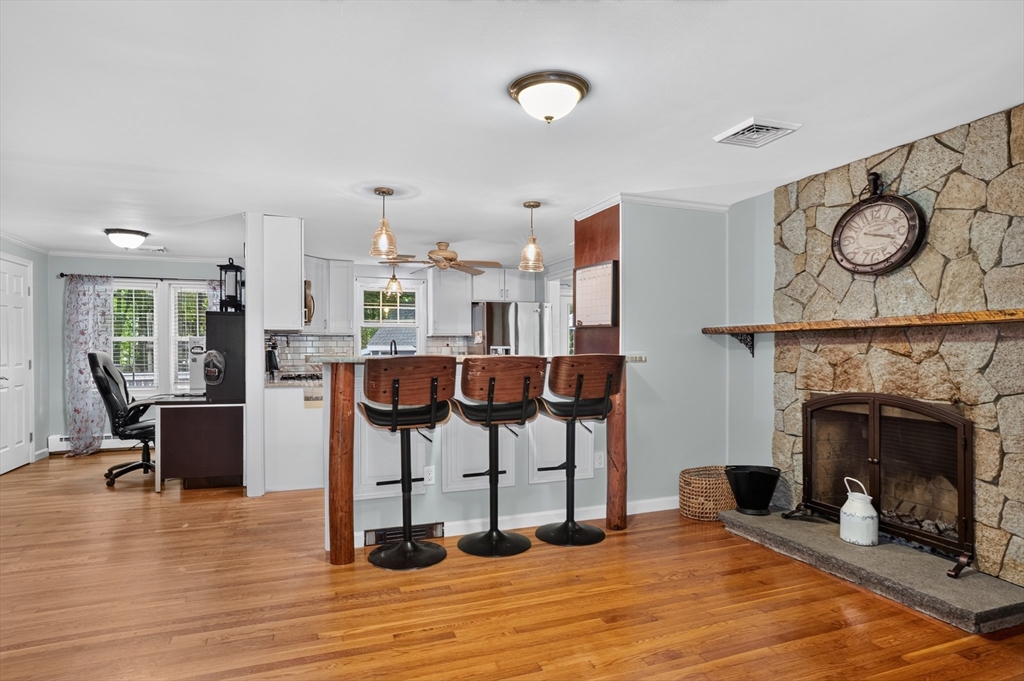 54 High Ridge Road Holden, MA 01520 - Photo 7 of 42
