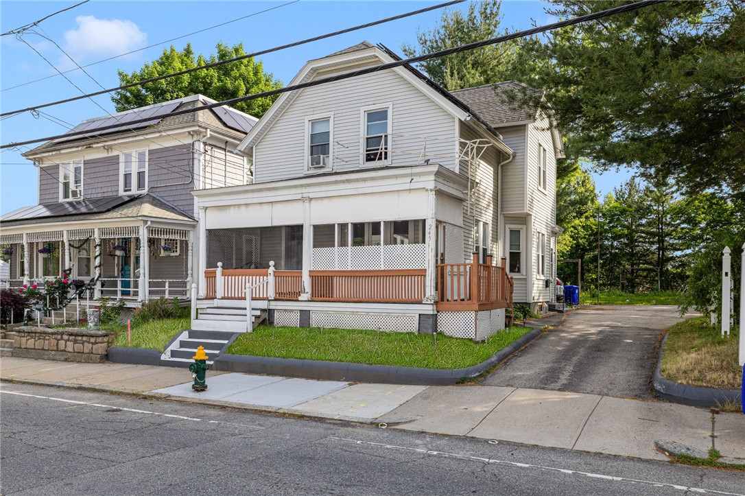 243 Killingly Street Providence, RI 02909 - Photo 3 of 46