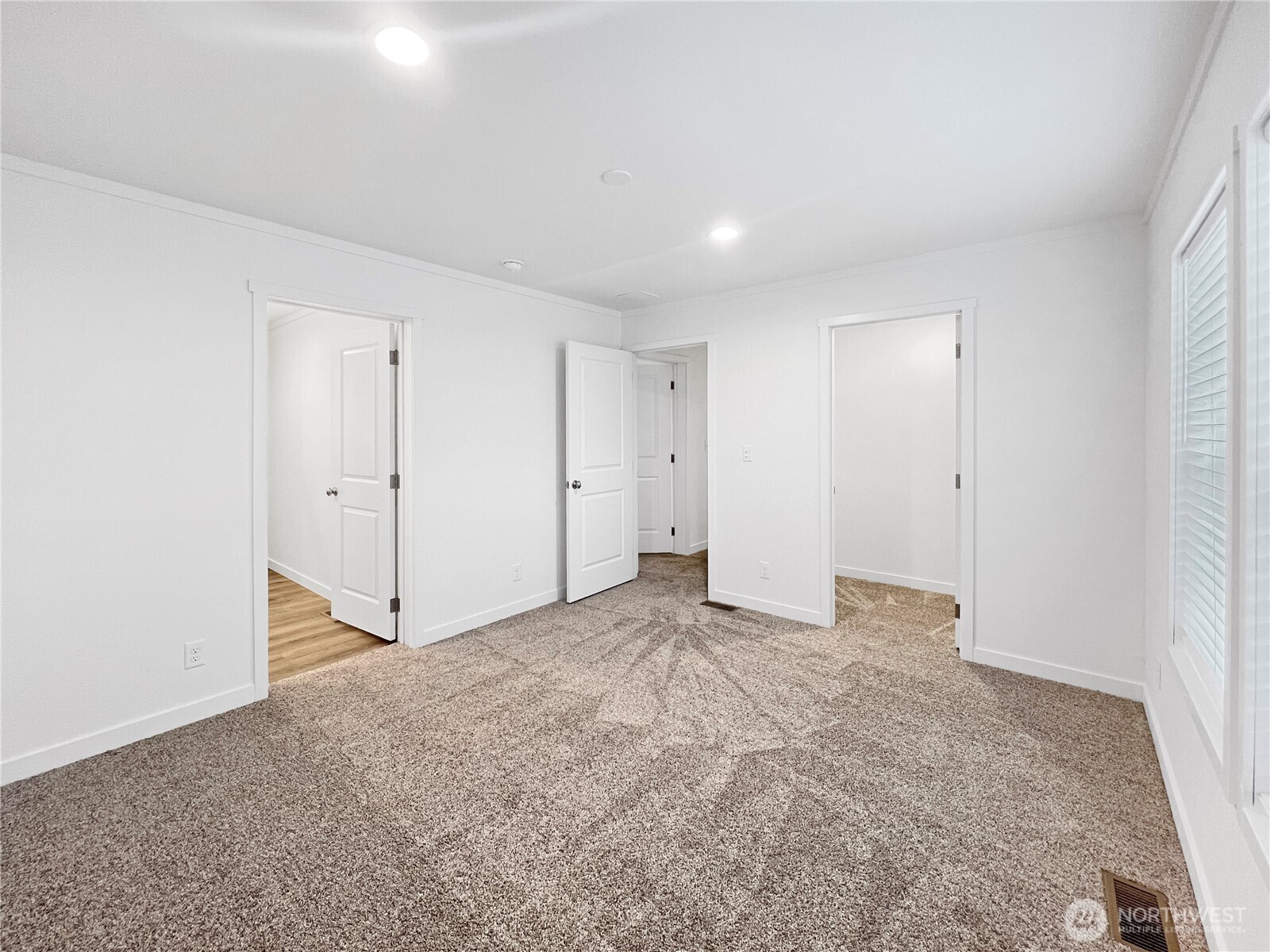 10900 Kuhlman Road Southeast, Unit 84 Olympia, WA 98513 - Photo 14 of 20 a view of an empty room