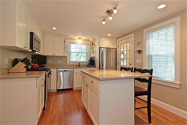 1 Ernest Road Arlington, MA 02474 - Photo 4 of 25 Gallery Image 4