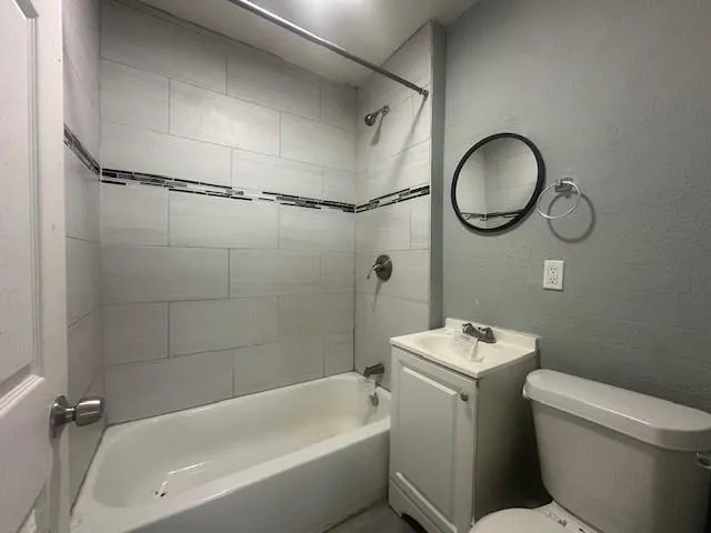 $93,900 | 2908 East 61st Street, Kansas City, MO 64130