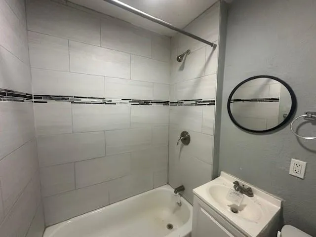 $93,900 | 2908 East 61st Street, Kansas City, MO 64130