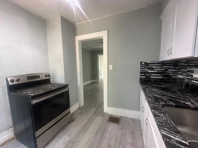 $93,900 | 2908 East 61st Street, Kansas City, MO 64130