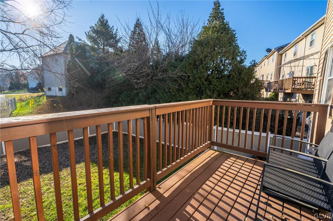 1025 Barnside Road Allentown, PA 18103 - Photo 4 of 28 Gallery Image 4
