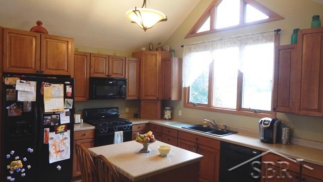 2375 South Thomas Road Saginaw, MI 48609 - Photo 1 of 29 31306797.JPG
