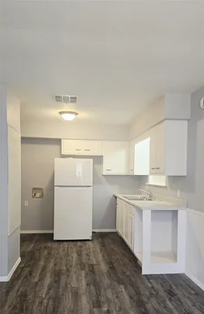 $1,695 | 9013 Slayton Drive, Austin, TX 78753
