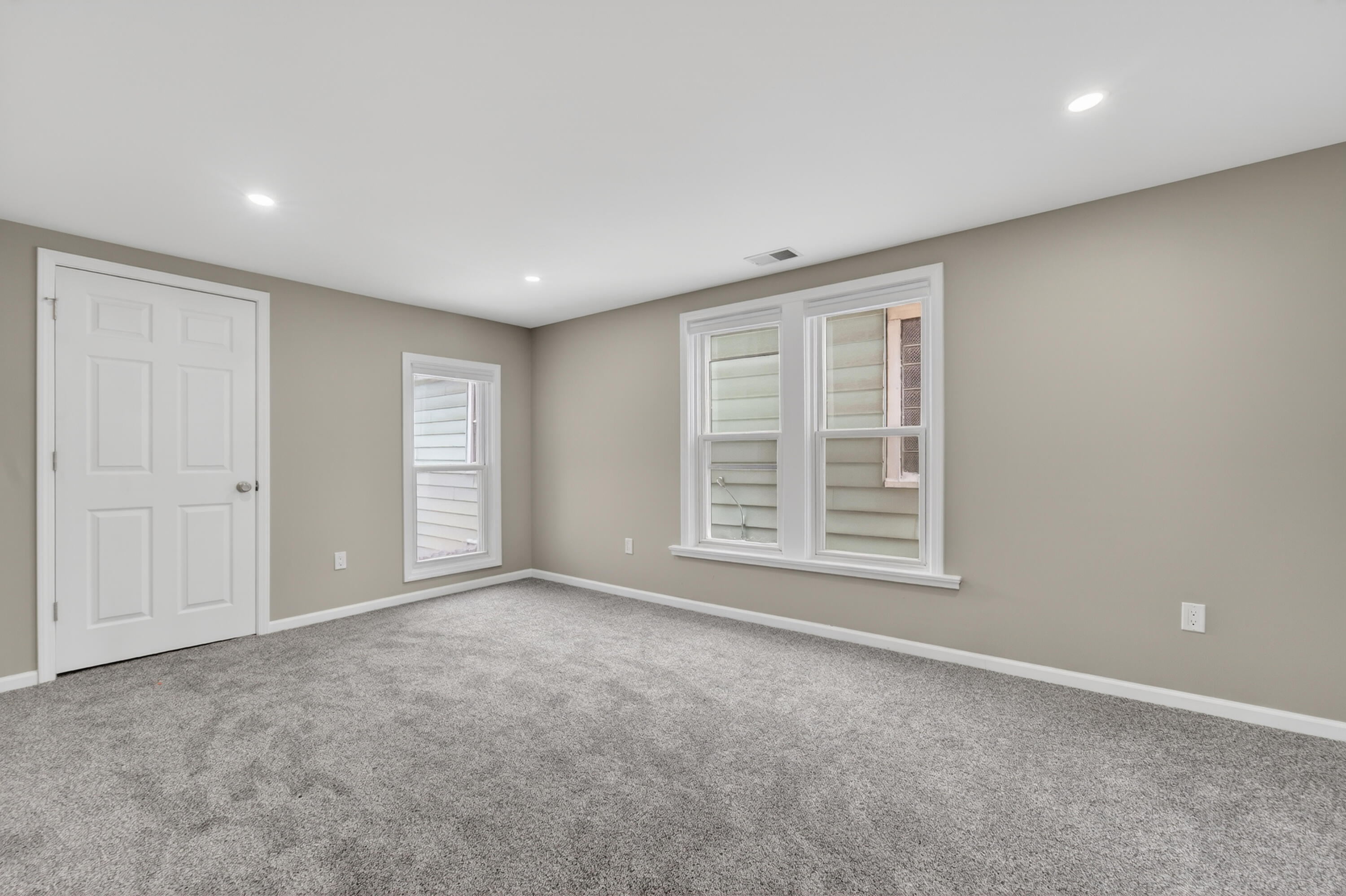 2519 South Austin Street Milwaukee, WI 53207 - Photo 18 of 25 DSC05112