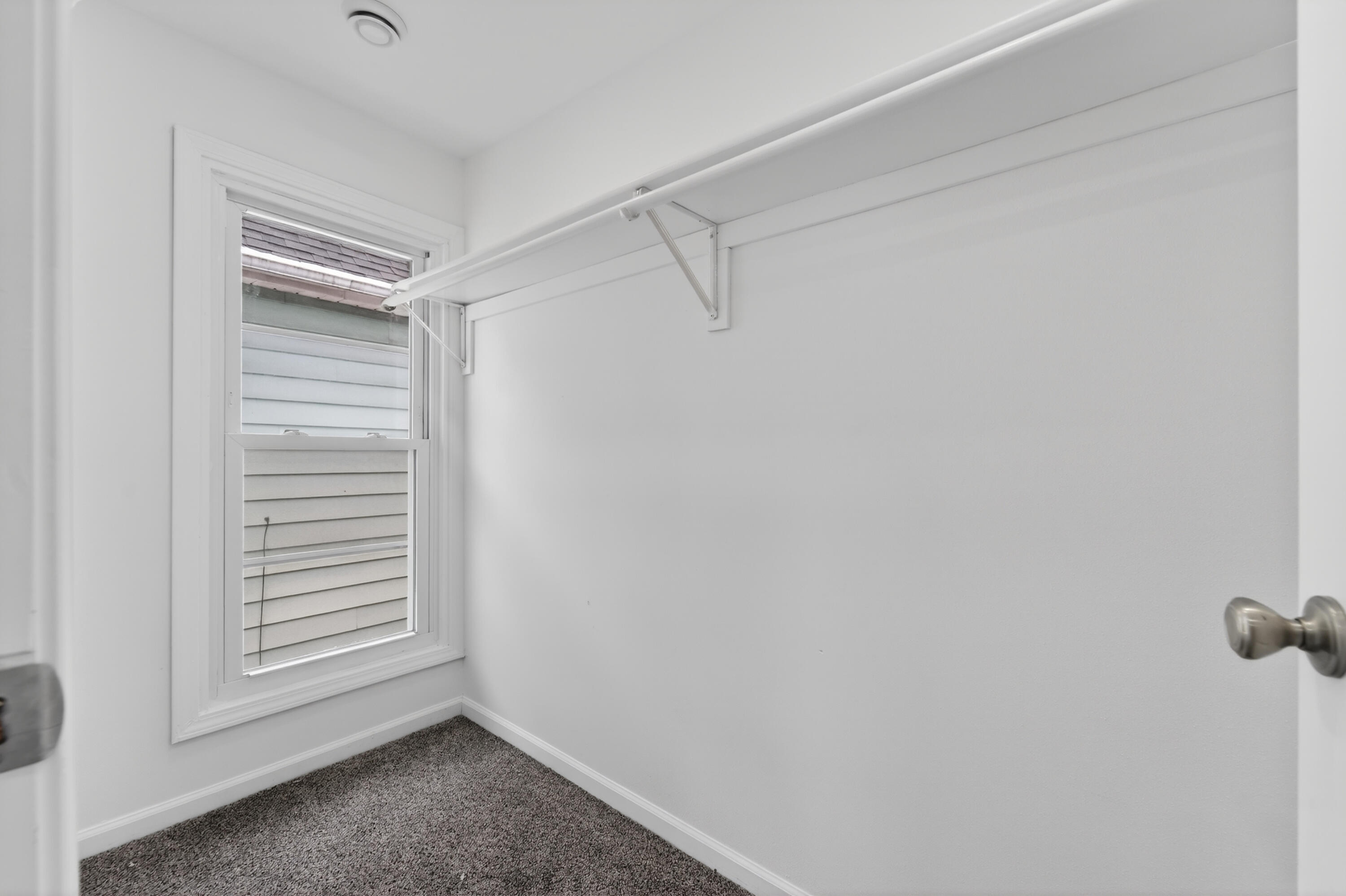 2519 South Austin Street Milwaukee, WI 53207 - Photo 21 of 25 DSC05148