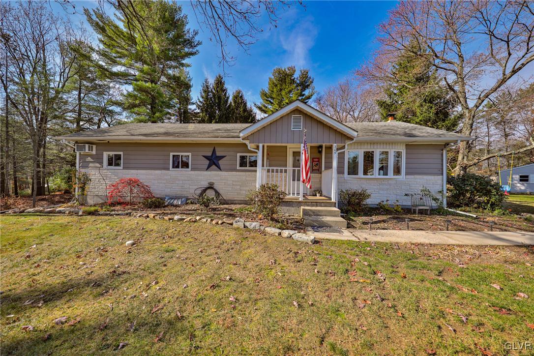 305 Clearview Drive Palmerton, PA 18071 - Photo 2 of 50 Gallery Image 2