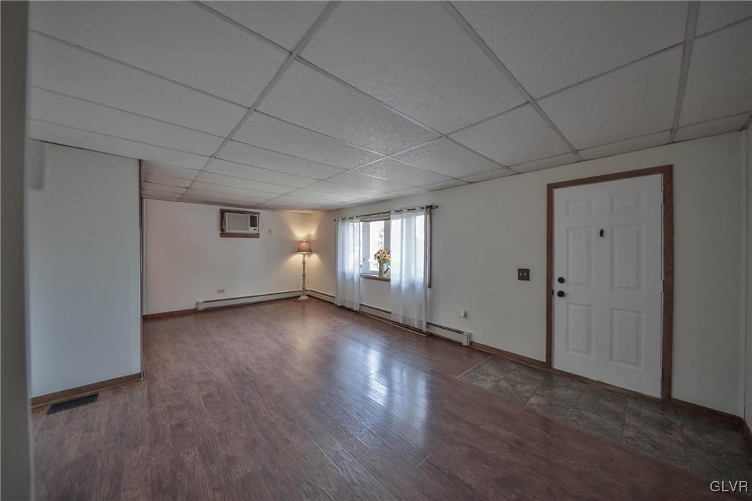305 Clearview Drive Palmerton, PA 18071 - Photo 4 of 50 Spacious Living Room