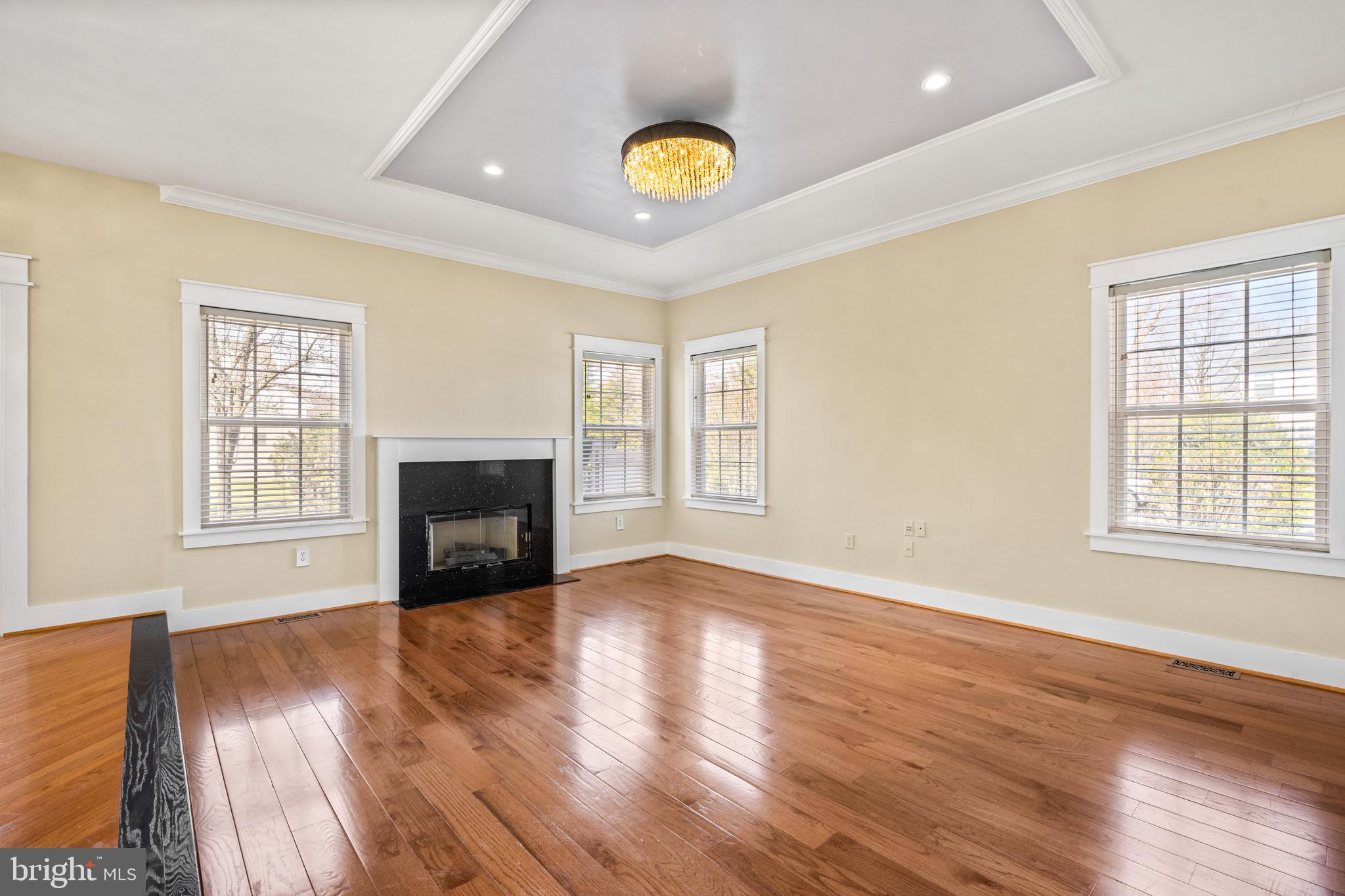 9 Waters Edge Drive Riverside, NJ 08075 - Photo 12 of 40