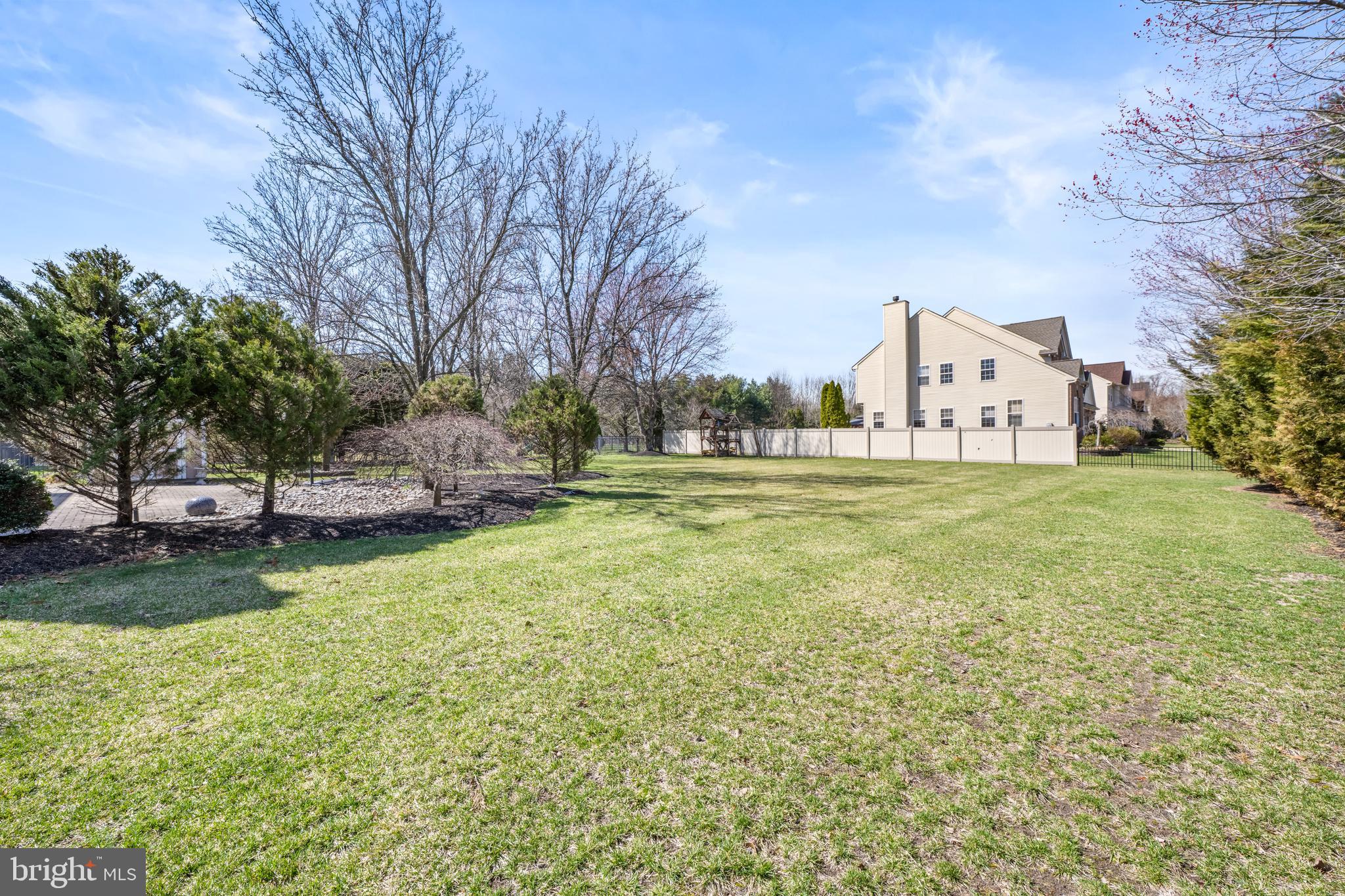 9 Waters Edge Drive Riverside, NJ 08075 - Photo 35 of 40