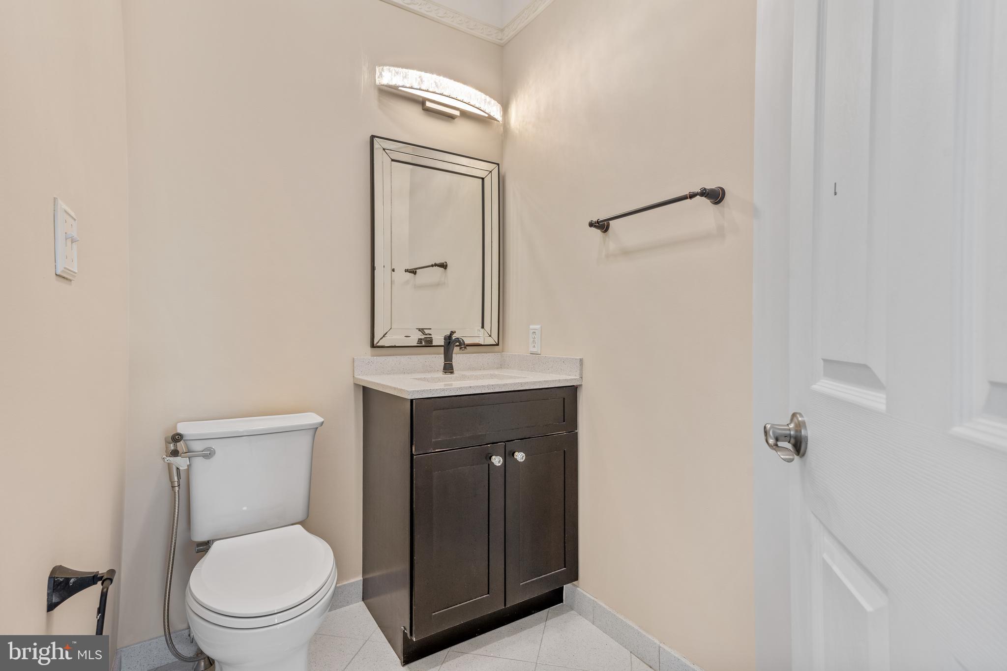 9 Waters Edge Drive Riverside, NJ 08075 - Photo 10 of 40