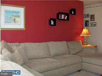 130 Eaves Mill Road Medford, NJ 08055 - Photo 4 of 12 Living Room