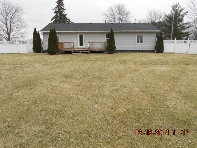 5843 Garfield Road Freeland, MI 48623 - Photo 10 of 11 Rear View