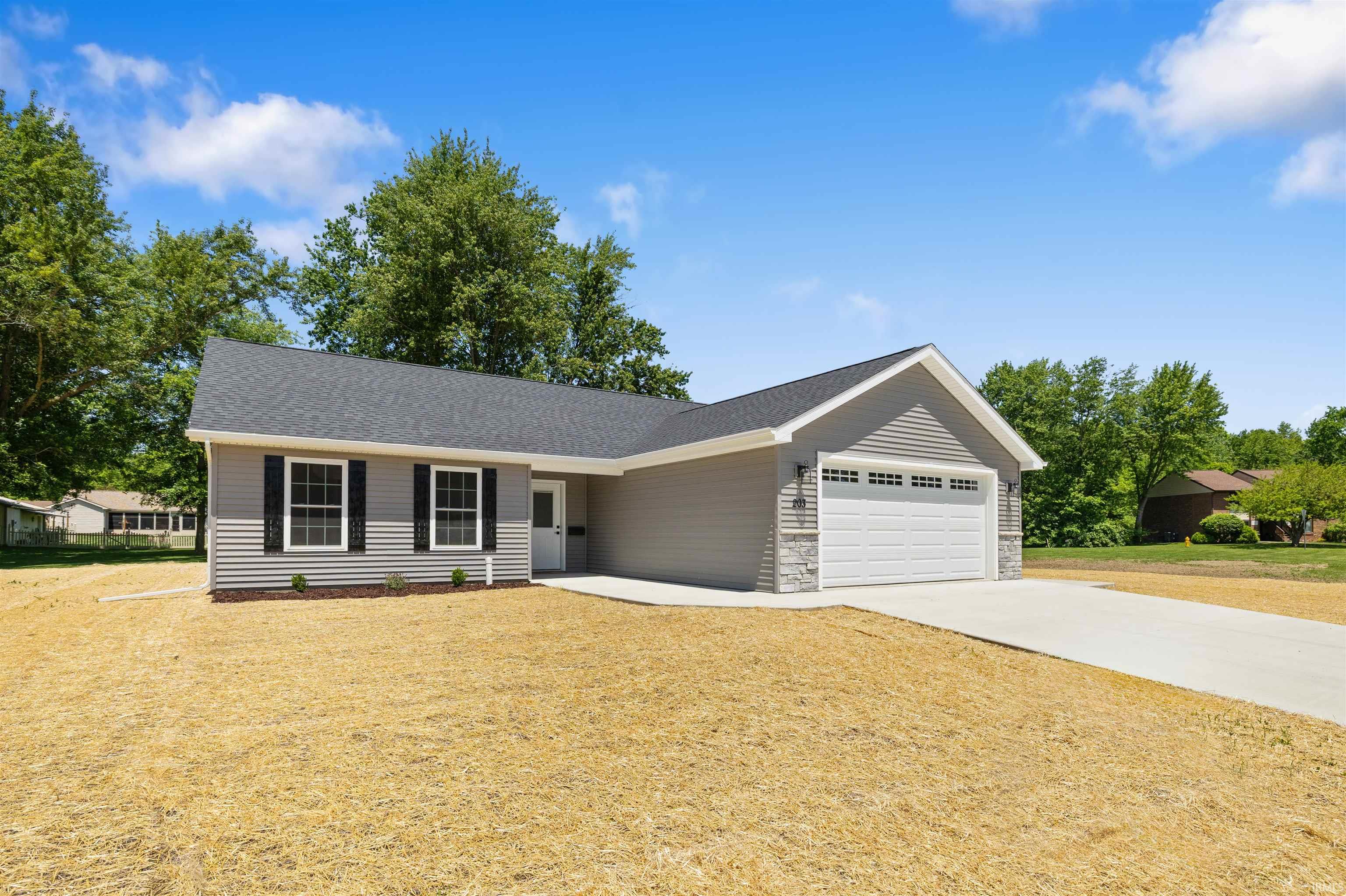 203 South Ivy Lane Butler, IN 46721 - Photo 1 of 33