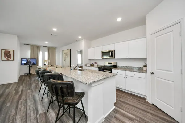 $2,545 | 1802 Corsica Crk Lane, Rosharon, TX 77583