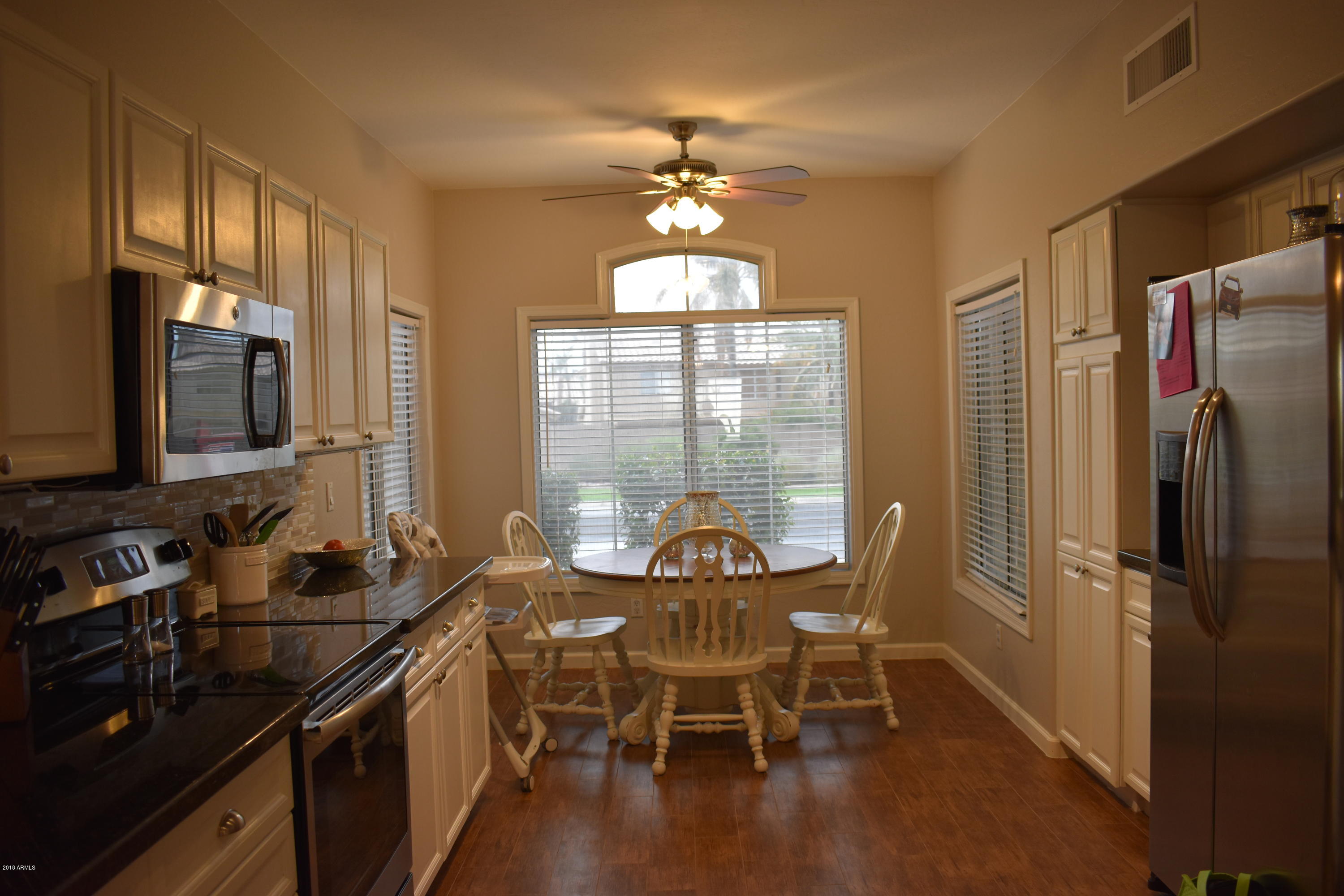 1252 East Redfield Road Phoenix, AZ 85022 - Photo 14 of 29 Kitchen