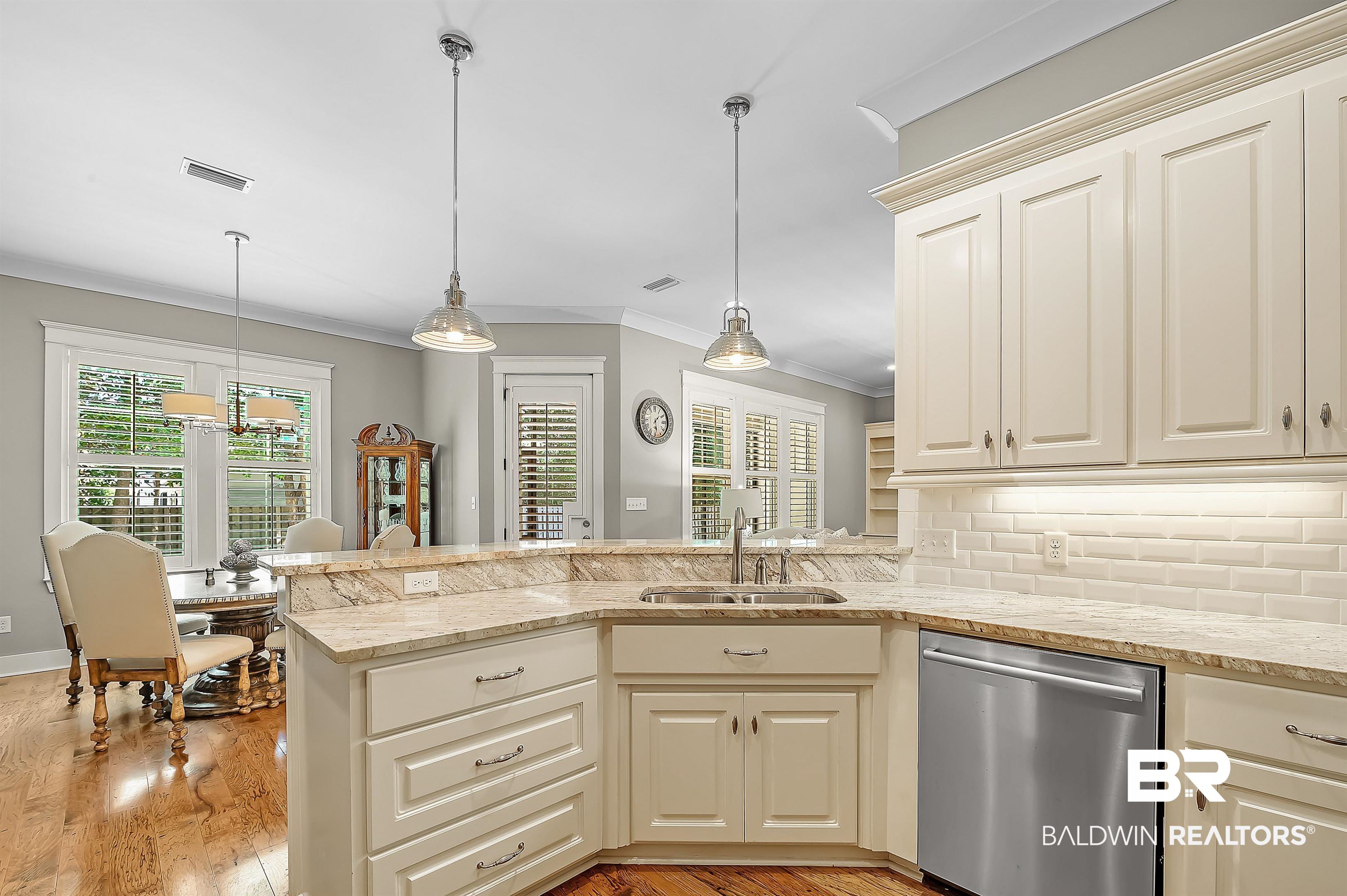 212 Simon Street Fairhope, AL 36532 - Photo 16 of 49 Kitchen