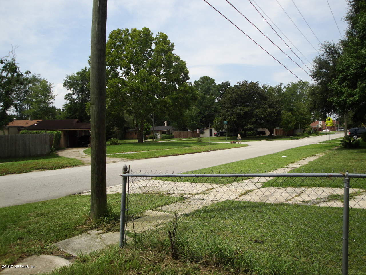 5541 Beney Road Jacksonville, FL 32207 - Photo 15 of 15 a view of a park