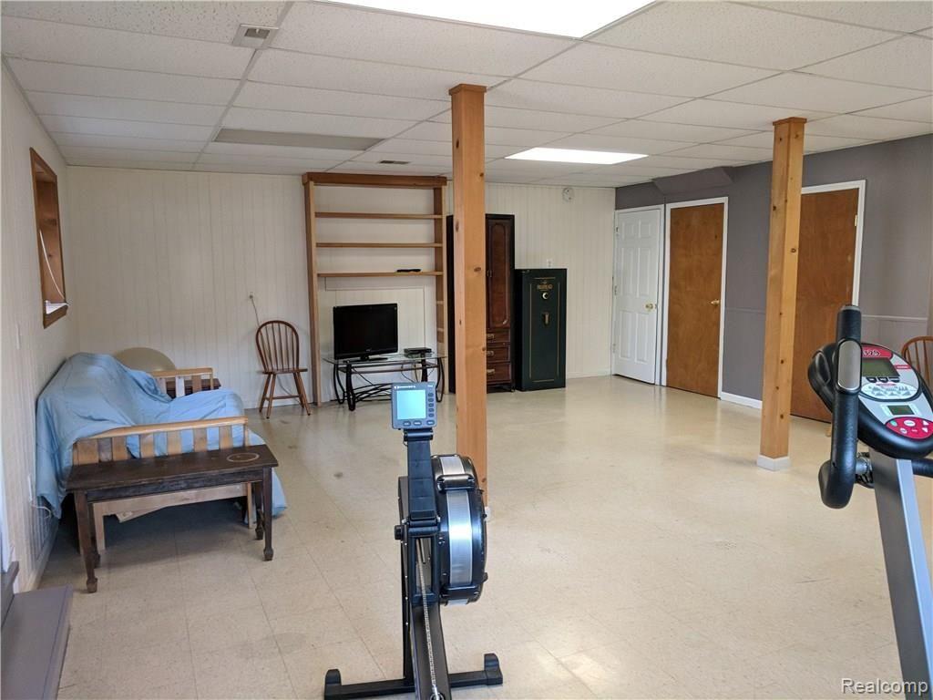 2048 Grace Avenue Rochester, MI 48309 - Photo 15 of 15 IMG_20180422_151727.jpg